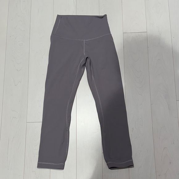 Lululemon High-Waisted Leggings  / size 2 - Picture 1 of 6